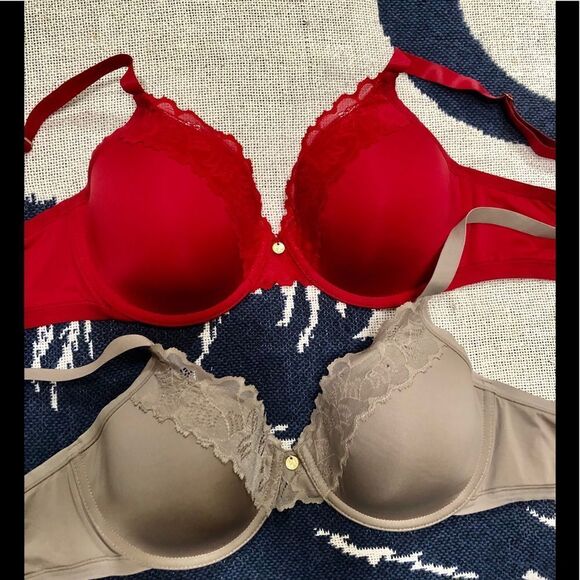 Beautiful bra’s by Natori in size 32D - Picture 1 of 2